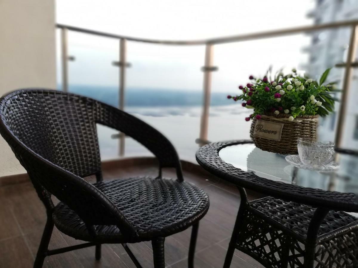 Country Garden Danga Bay , Royal Strand Johor Bahru Exteriör bild
